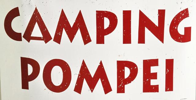 0678 Pompei - camping.JPG